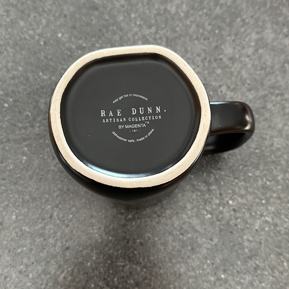 Rae Dunn Hello Sunshine mug NWOT - Picture 3 of 3